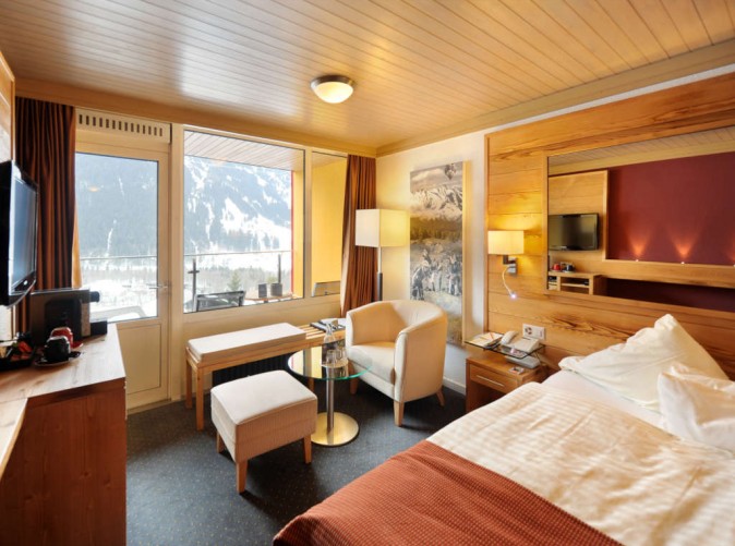 032_Eiger Selfness Grindewald - Schoene Aussichten Touristik -Doppelzimmer Lifestyle view